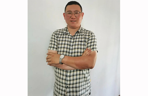 “世”在人為 | 世友地板江蘇興化經(jīng)銷商都滿宇：擼起袖子加油干，你就會成功